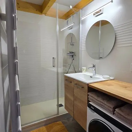 Apartment Les Saisies Central: Spacious Near Lifts